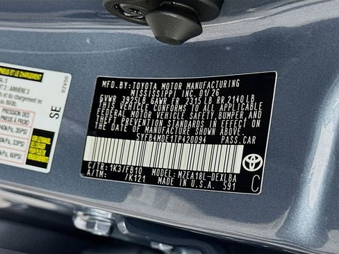 Used 2026 Toyota Corolla LE image 31