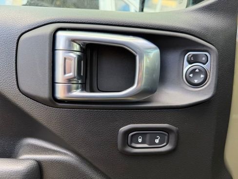 New 2026 Jeep Gladiator Sport image 15