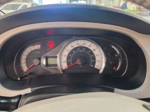 Used 2012 Toyota Sienna SE FWD image 13