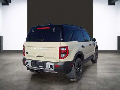 Used 2025 Ford Bronco Sport Outer Banks w/ Sasquatch Outer Banks Package AWD/4WD image 8