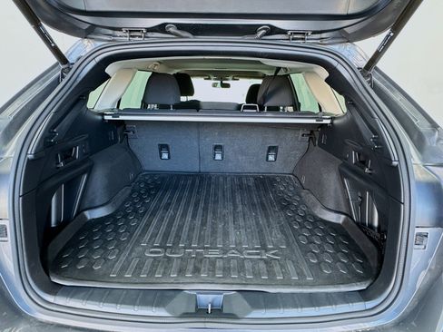 Used 2023 Subaru Outback Premium AWD/4WD image 18