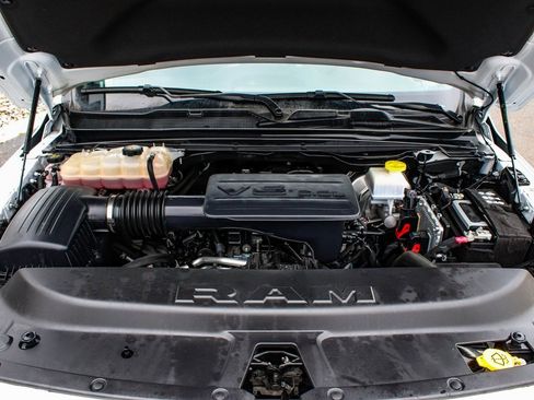 Used 2023 RAM 1500 Big Horn image 40