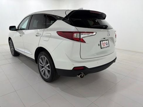 Used 2020 Acura RDX w/ Technology Package AWD/4WD image 3