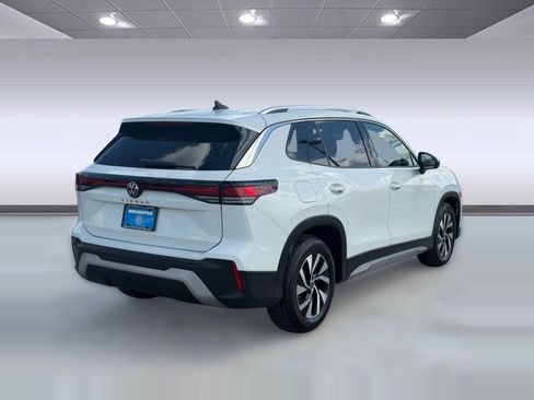 New 2025 Volkswagen Tiguan S FWD image 9