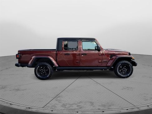 Used 2022 Jeep Gladiator Sport image 12