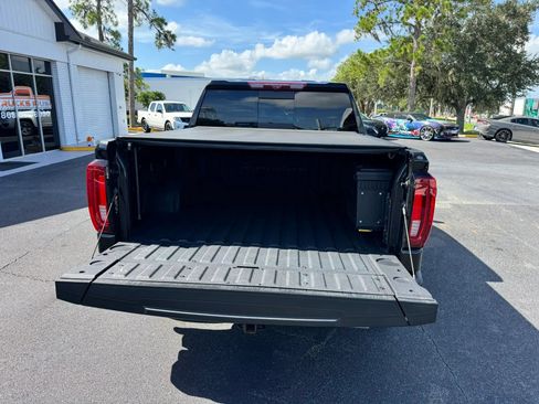 Used 2024 GMC Sierra 1500 Denali w/ Denali Reserve Package AWD/4WD image 7