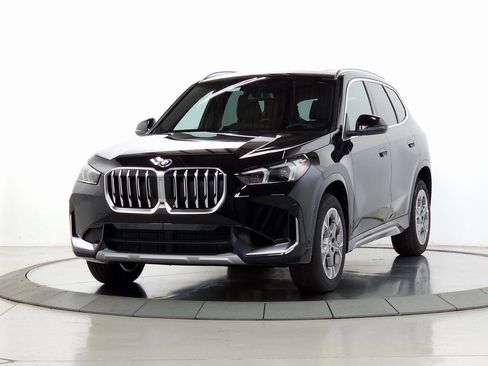 Used 2025 BMW X1 xDrive28i w/ Convenience Package AWD/4WD image 3