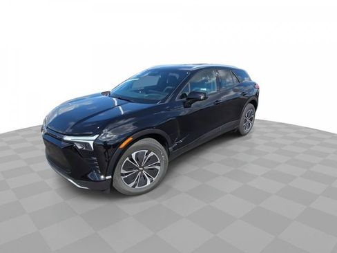 New 2025 Chevrolet Blazer EV LT image 4