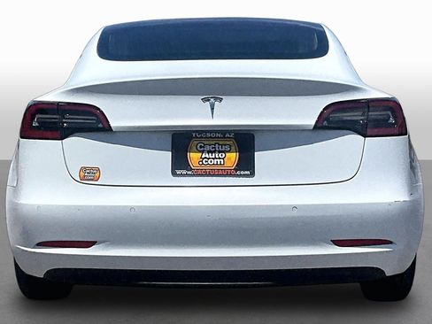 Used 2018 Tesla Model 3 Long Range RWD image 4