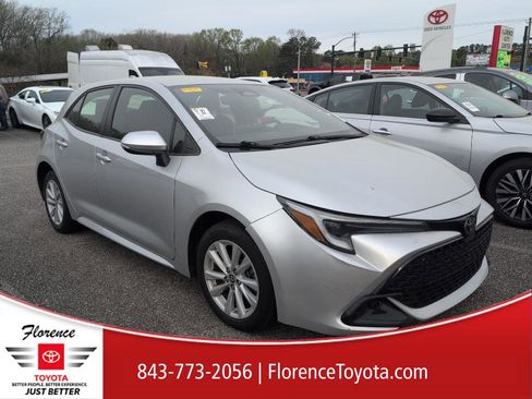 Used 2024 Toyota Corolla SE image 1