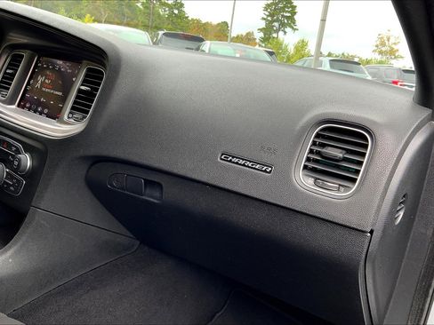 Used 2023 Dodge Charger SXT image 18