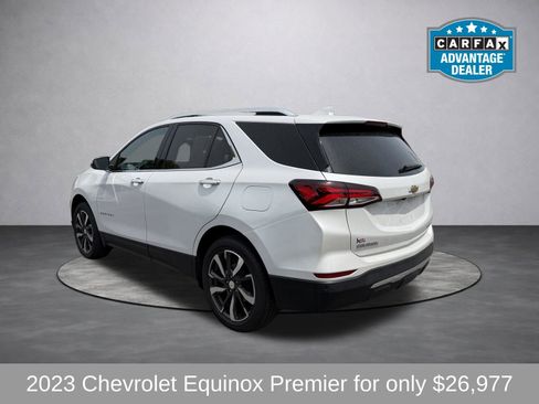 Used 2023 Chevrolet Equinox Premier AWD/4WD image 8