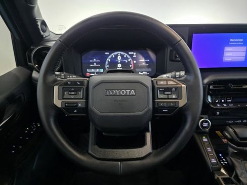 Used 2025 Toyota Land Cruiser image 17