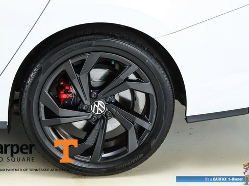 Used 2024 Volkswagen Jetta GLI Autobahn w/ GLI Black Package image 43