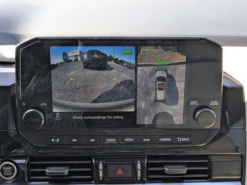 Used 2022 Nissan Pathfinder SL w/ SL Premium Package image 30