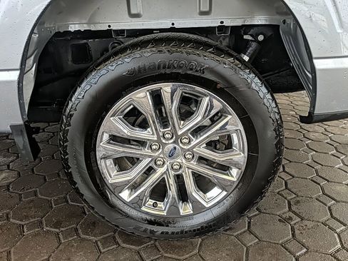 Certified 2025 Ford F150 Lariat w/ Equipment Group 501A Mid image 9