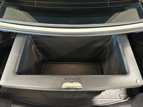 Used 2019 Mercedes-Benz E 300 image 42