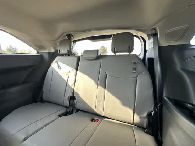 Used 2026 Toyota Sienna XLE AWD/4WD image 24