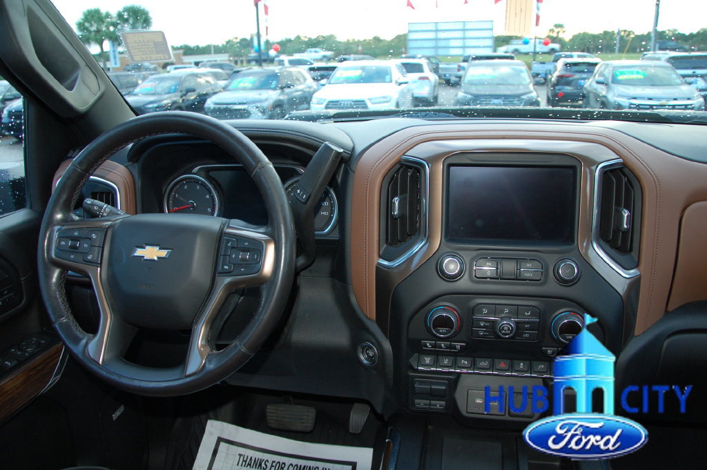 Used 2022 Chevrolet Silverado 2500 High Country w/ Safety Package II AWD/4WD image 19
