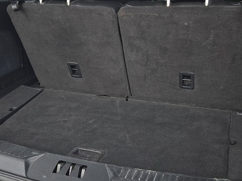 Used 2022 Ford Explorer Limited w/ Equipment Group 301A image 8