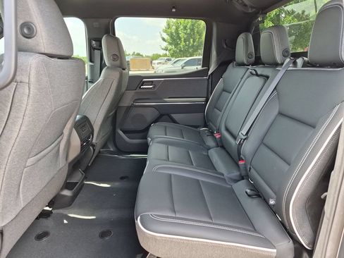 New 2026 GMC Sierra EV Elevation w/ Premium Package AWD/4WD image 40