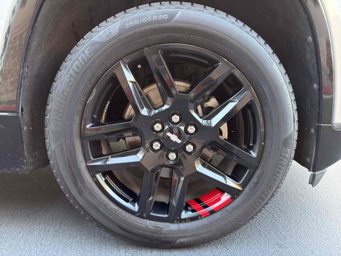 Used 2018 Chevrolet Traverse Premier w/ Redline Edition image 18