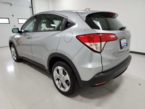 Used 2021 Honda HR-V LX image 9