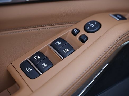 New 2026 BMW X5 xDrive40i w/ M Sport Package image 18