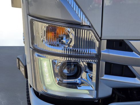 New 2025 Chevrolet Low Cab Forward image 12