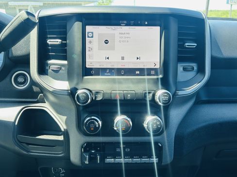 Used 2024 RAM 3500 Tradesman w/ Chrome Appearance Group image 14