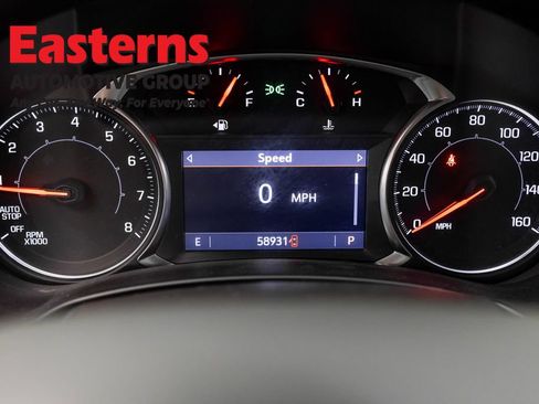 Used 2024 GMC Terrain SLT AWD/4WD image 18