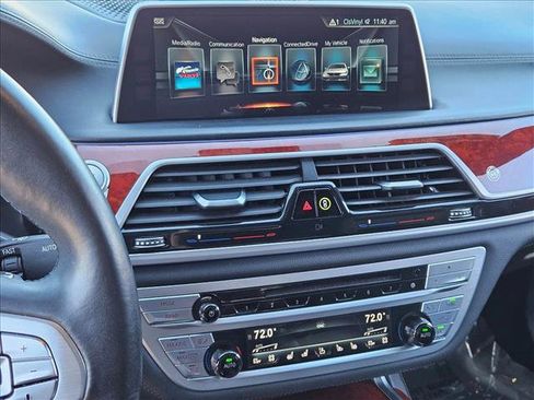 Used 2017 BMW ALPINA B7 xDrive image 14