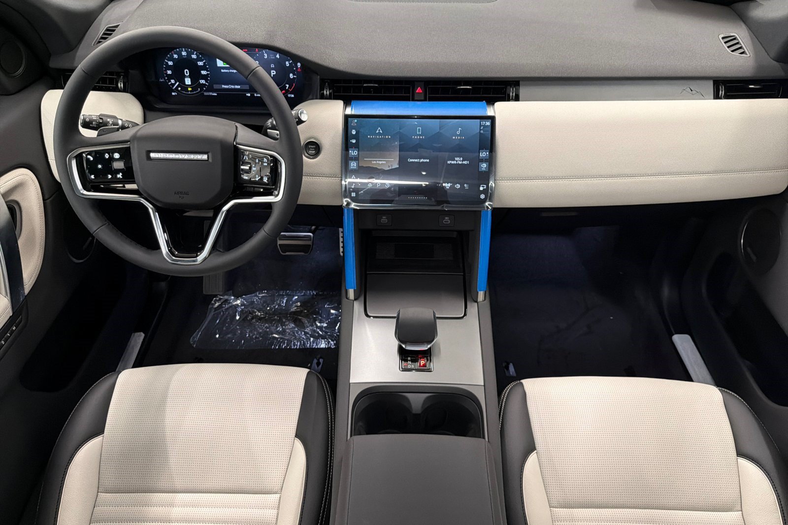 New 2026 Land Rover Discovery Sport Landmark AWD/4WD image 15