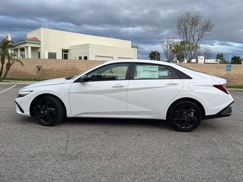 New 2026 Hyundai Elantra Sport image 6