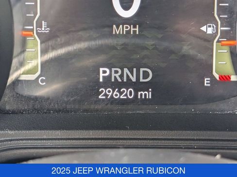 Used 2025 Jeep Wrangler Unlimited Rubicon AWD/4WD image 22