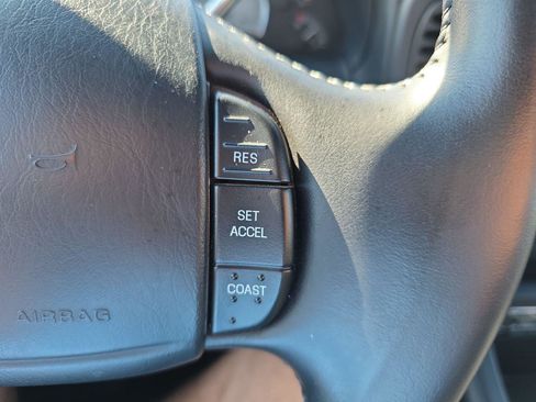 Used 2002 Ford F150 Harley-Davidson image 24