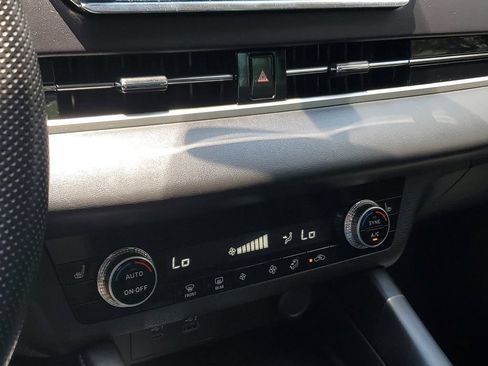Used 2023 Mitsubishi Outlander SE FWD image 30