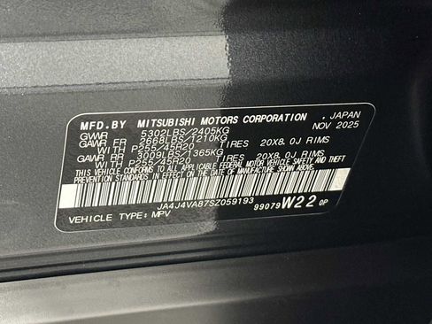 Used 2025 Mitsubishi Outlander SE AWD/4WD image 36
