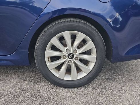 Used 2018 Kia Optima EX w/ Premium Package FWD image 31