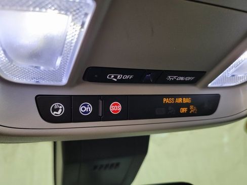 Used 2021 Chevrolet Equinox LT w/ LPO, Floor Liner Package image 25