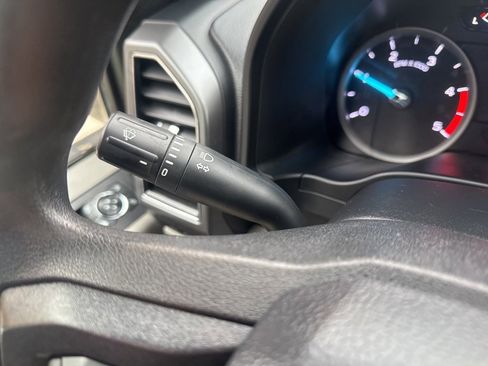 Used 2019 Ford F250 XLT w/ XLT Premium Package image 32