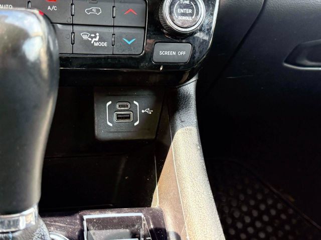 Certified 2022 Jeep Compass Latitude w/ Convenience Group AWD/4WD image 32