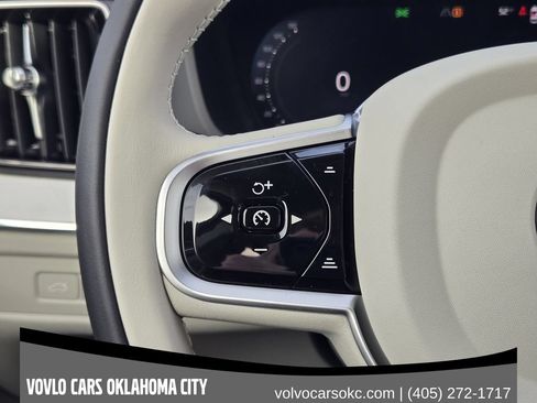 Used 2026 Volvo XC60 T8 Ultra w/ Protection Package Premier AWD/4WD image 30