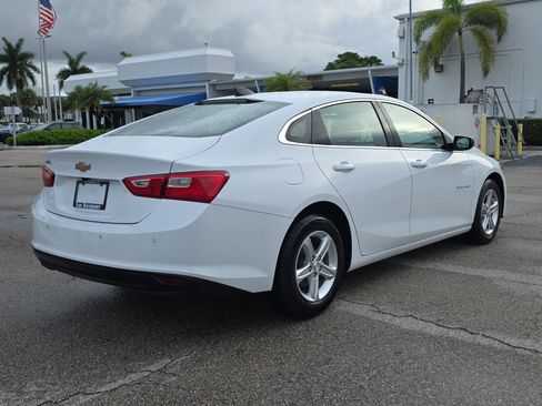 Used 2023 Chevrolet Malibu LS w/ Driver Confidence Package FWD image 7