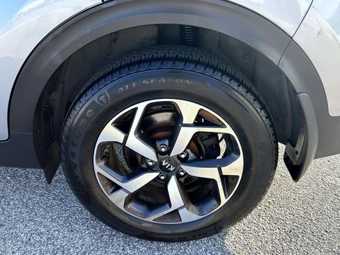 Used 2020 Kia Sportage LX AWD/4WD image 23