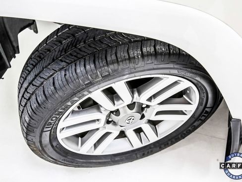 Used 2013 Toyota 4Runner Limited image 12