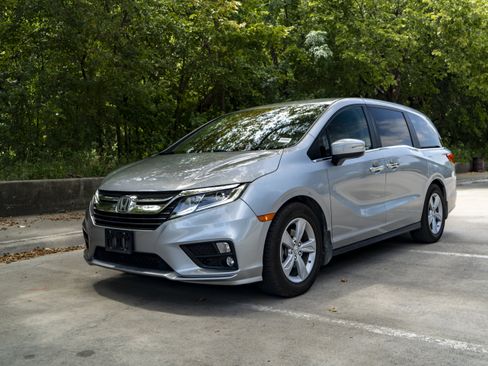 Used 2019 Honda Odyssey EX image 5