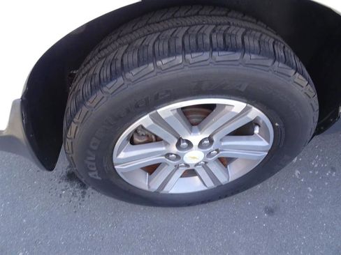 Used 2016 Chevrolet Traverse LT image 12