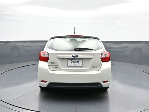 Used 2016 Subaru Impreza 2.0i Premium image 7