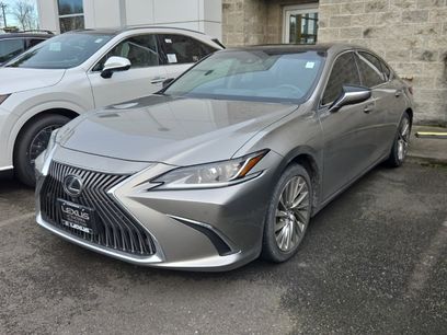Used 2019 Lexus ES 350 Luxury w/ Accessory Package